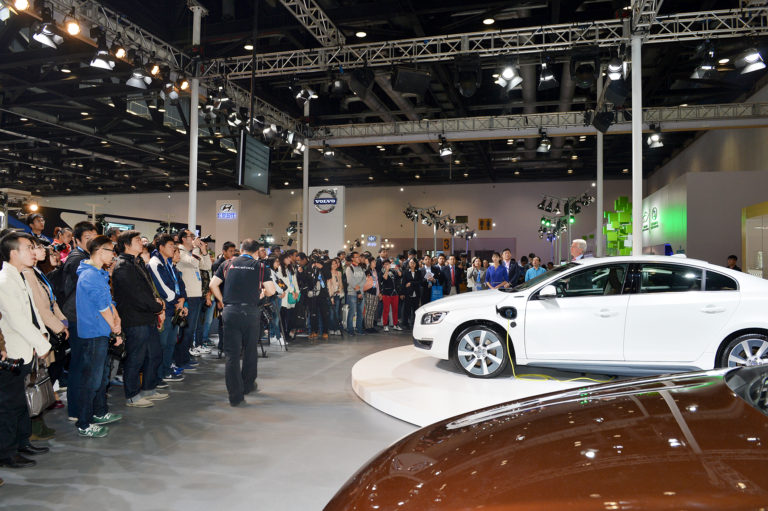 卡奈斯 409 768x511